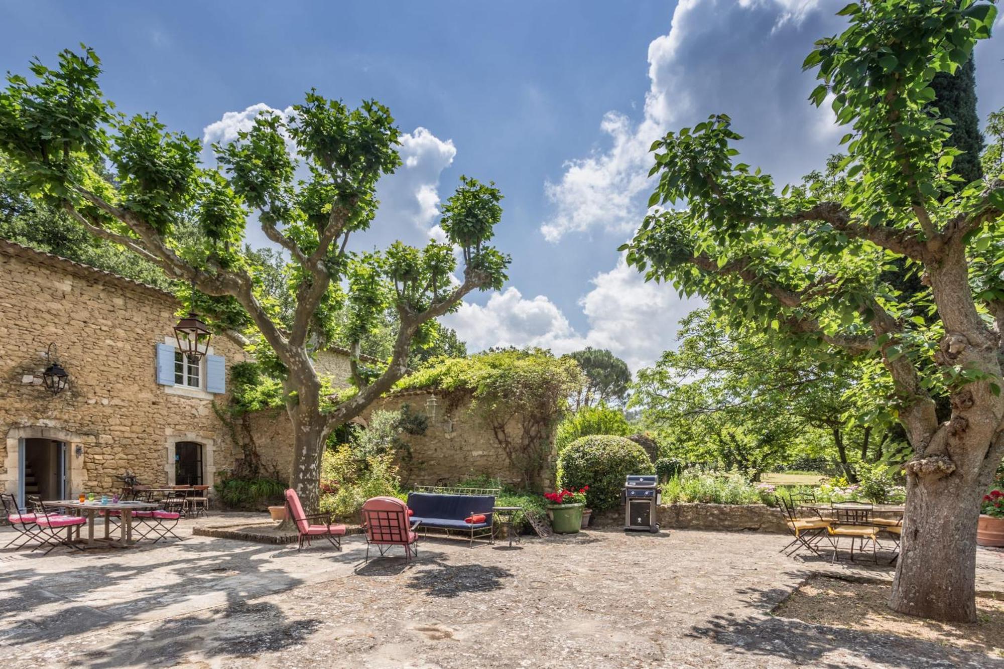 Ménerbes La Maison Des Artistes מראה חיצוני תמונה